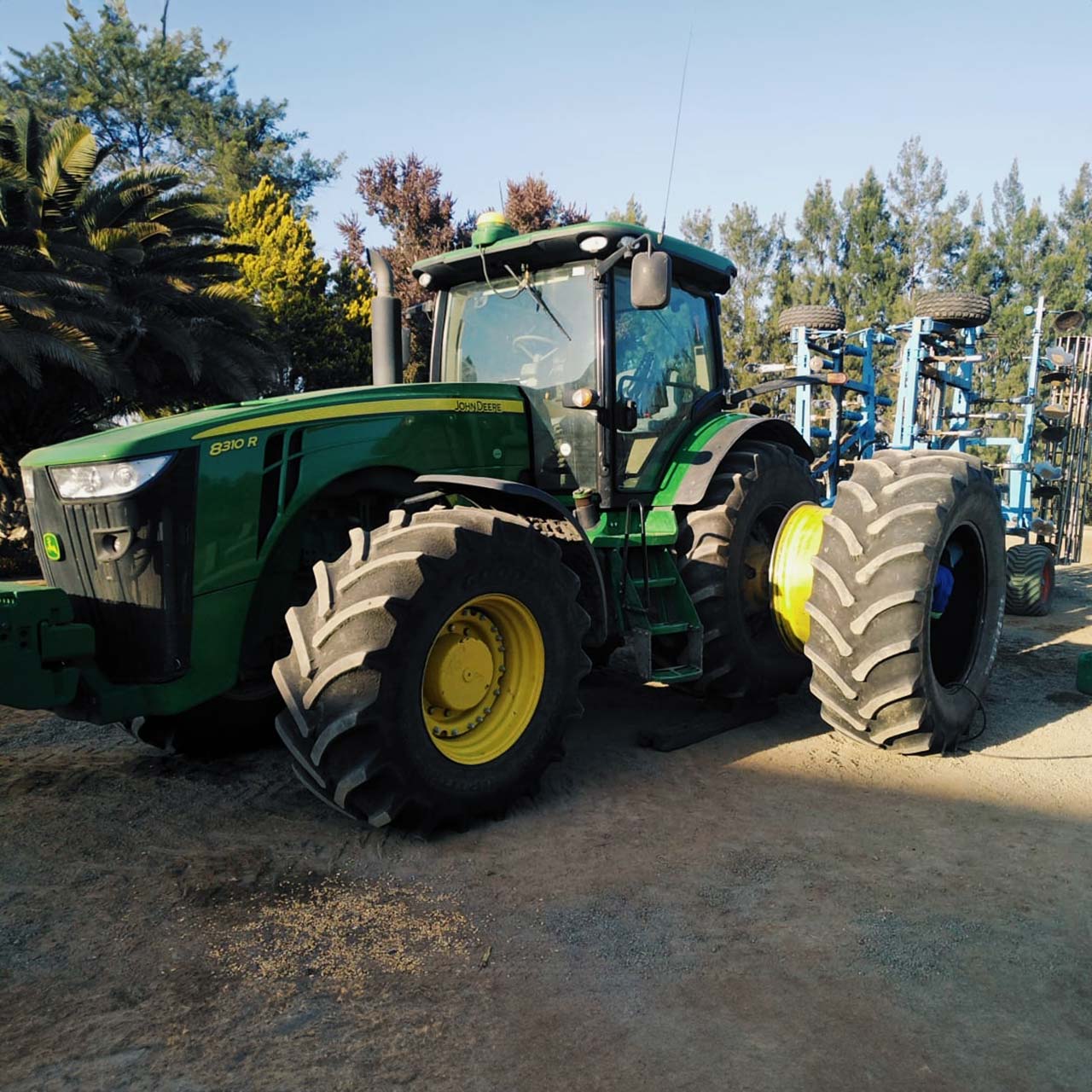 Trekker besig om nuwe band te ontvang